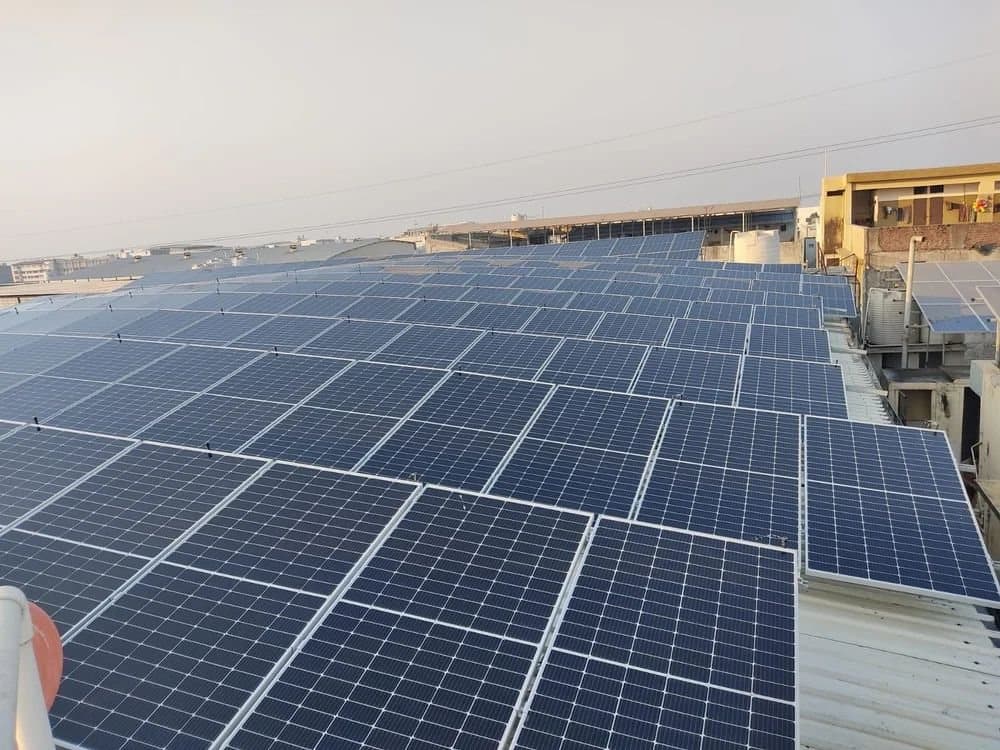 A large commercial rooftop plant